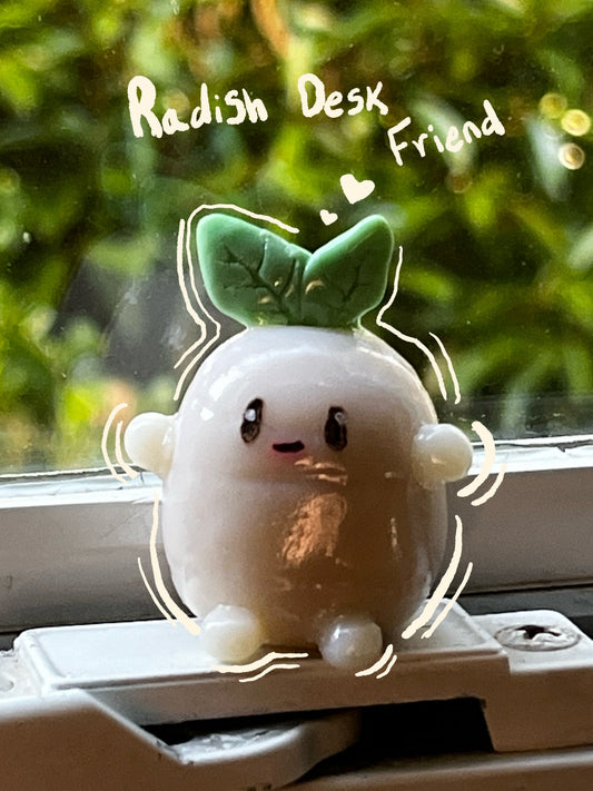 Radish Desk Friend￼